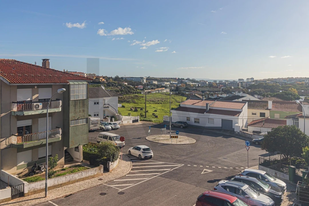 Apartamento T3 para Venda em Porto Salvo Foto 26