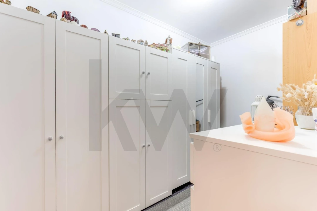 Apartamento T1 para Venda em Canelas Foto 17