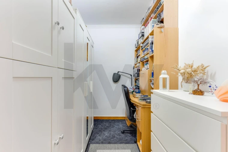 Apartamento T1 para Venda em Canelas Foto 18