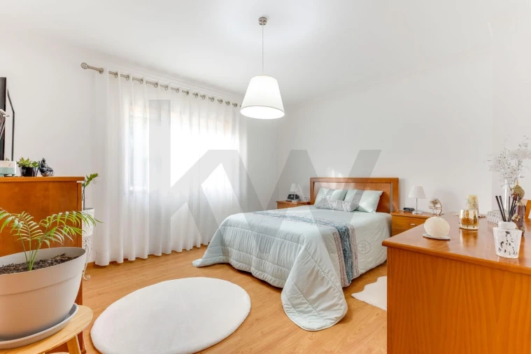 Apartamento T1 para Venda em Canelas Foto 5