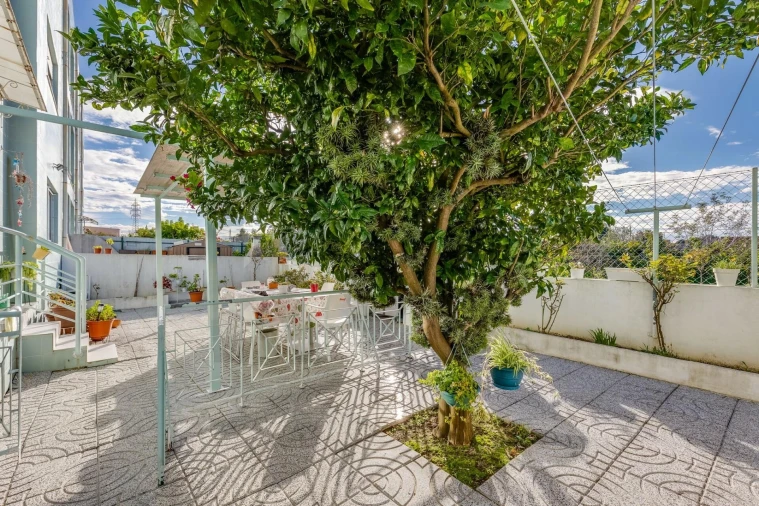 Apartamento T1 para Venda em Canelas Foto 28