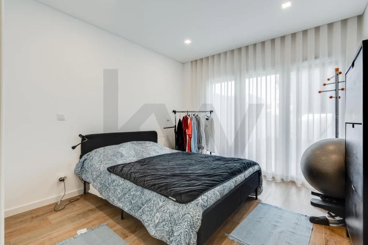 Moradia T4 para Venda em Rio de Mouro Foto 5