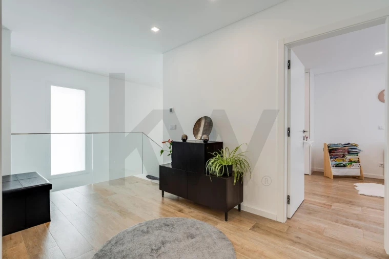 Moradia T4 para Venda em Rio de Mouro Foto 18