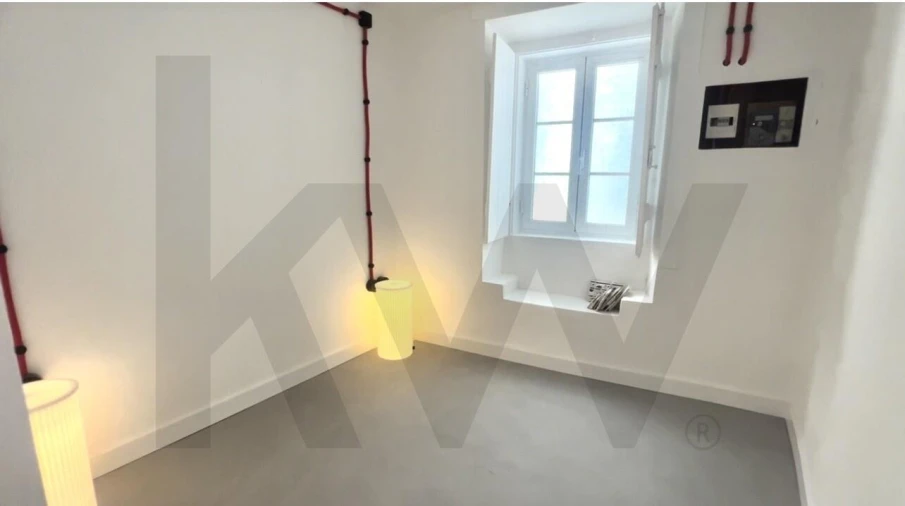 Apartamento T2 para Venda em Santa Maria Maior Foto 3