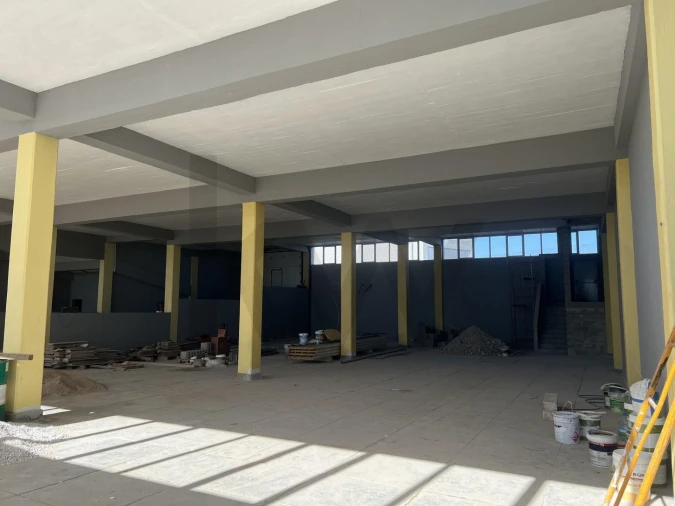 Armazém para Venda em Sacavém e Prior Velho Foto 16