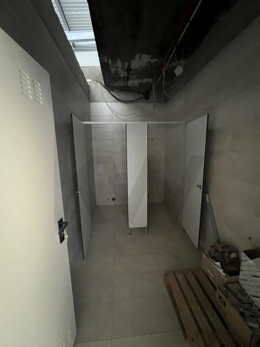 Armazém para Venda em Sacavém e Prior Velho Foto 31