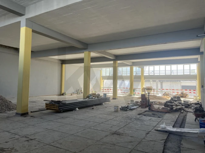 Armazém para Venda em Sacavém e Prior Velho Foto 17