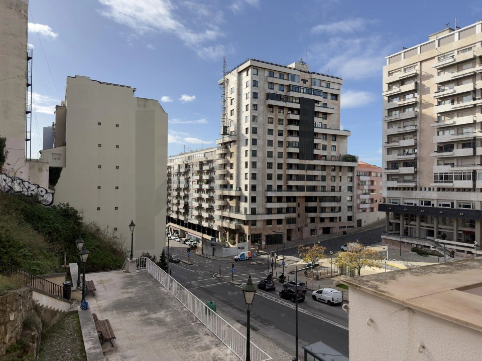 Apartamento T1 para Venda em Estrela Foto 11