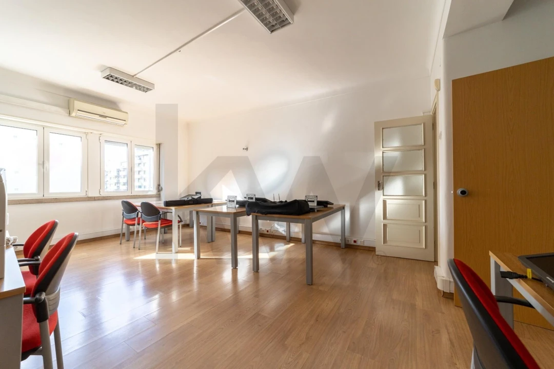 Apartamento T1 para Venda em Estrela Foto 2