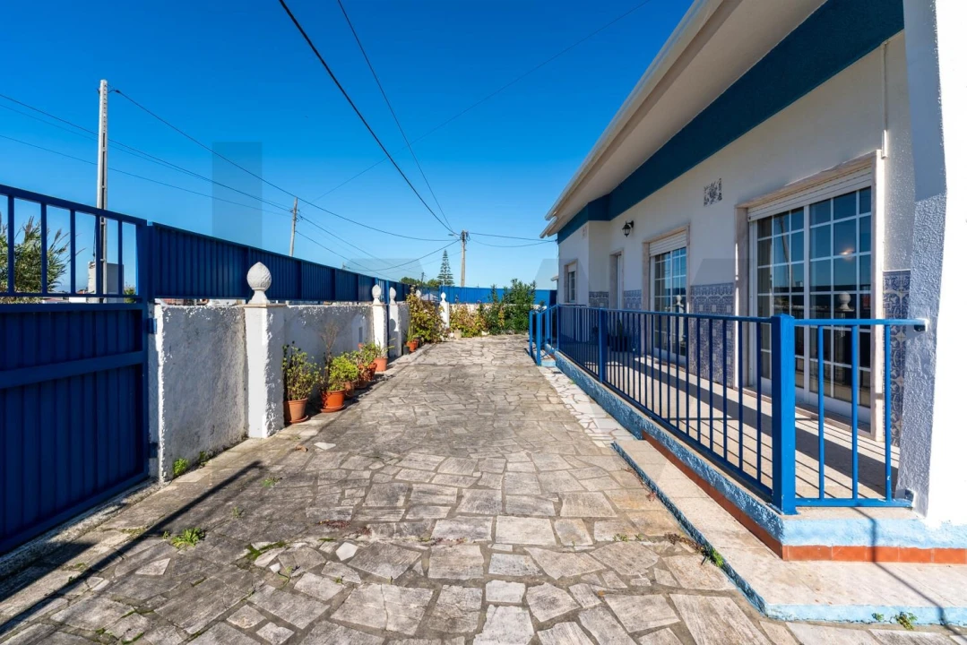 Moradia T3 para Venda em A dos Cunhados e Maceira Foto 16