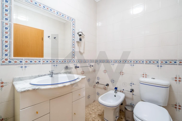 Apartamento T1 para Venda em Portimão Foto 17