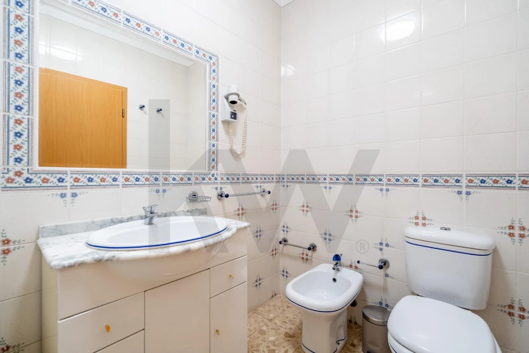 Apartamento T1 para Venda em Portimão Foto 17