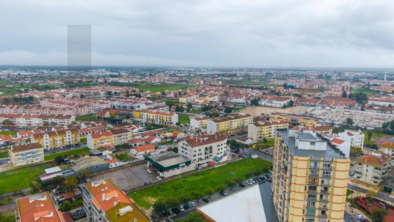 Apartamento T2 para Venda em Samora Correia Foto 33