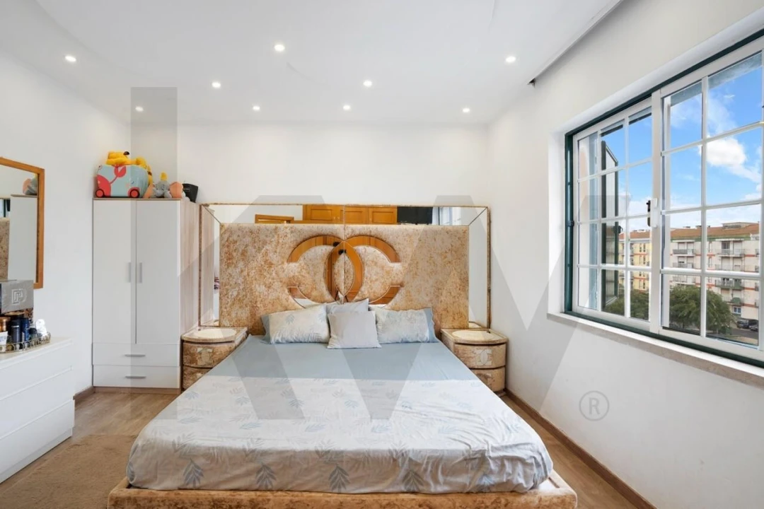 Apartamento T2 para Venda em Samora Correia Foto 17