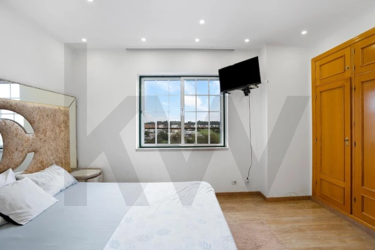 Apartamento T2 para Venda em Samora Correia Foto 16