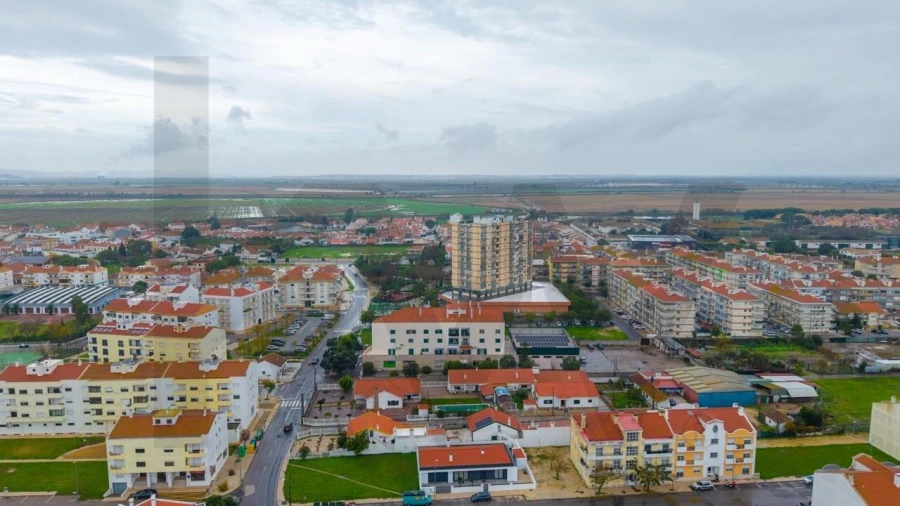 Apartamento T2 para Venda em Samora Correia Foto 35