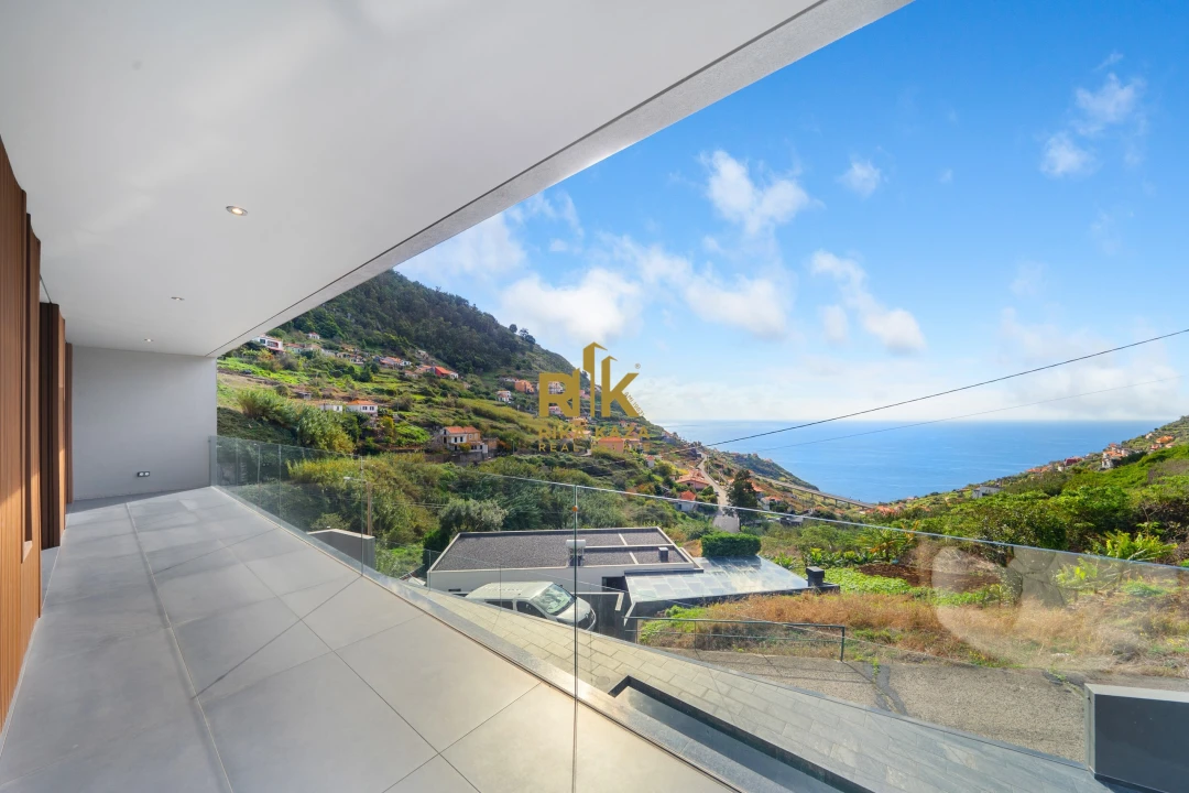 Moradia T4 para Venda em Campanario Foto 22