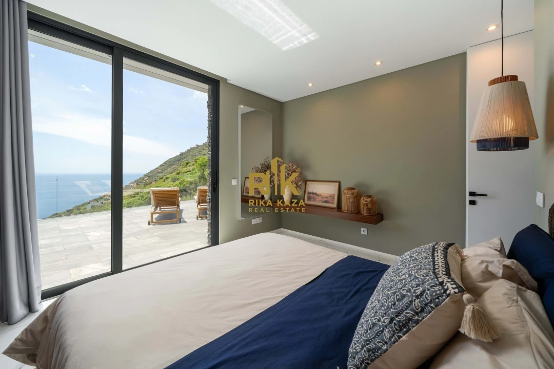 Moradia T4 para Venda em Campanario Foto 13