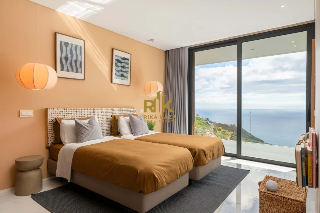 Moradia T4 para Venda em Campanario Foto 24