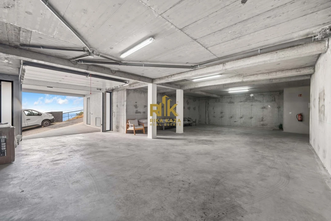 Moradia T4 para Venda em Campanario Foto 53