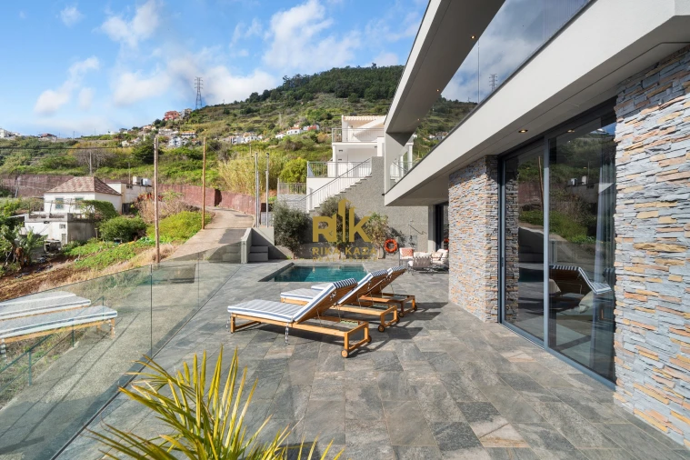 Moradia T4 para Venda em Campanario Foto 38