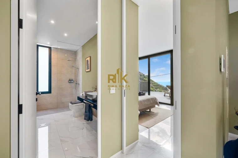 Moradia T4 para Venda em Campanario Foto 9