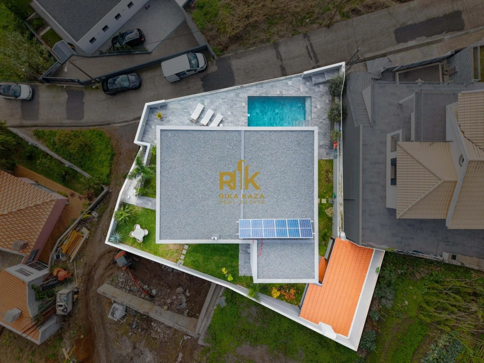 Moradia T4 para Venda em Campanario Foto 57