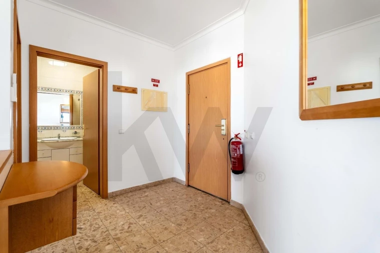 Apartamento T1 para Venda em Portimão Foto 11