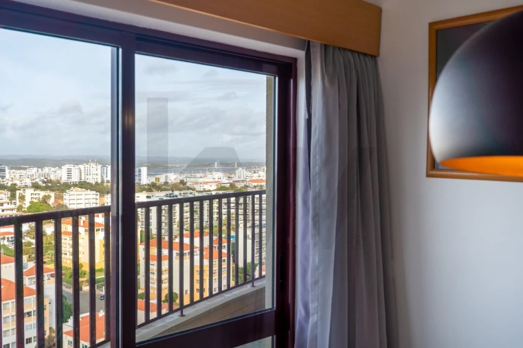 Apartamento T1 para Venda em Portimão Foto 5