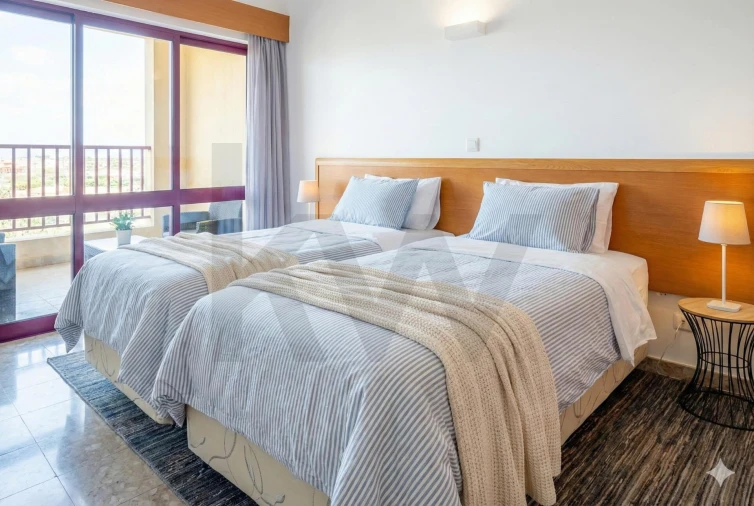 Apartamento T1 para Venda em Portimão Foto 8