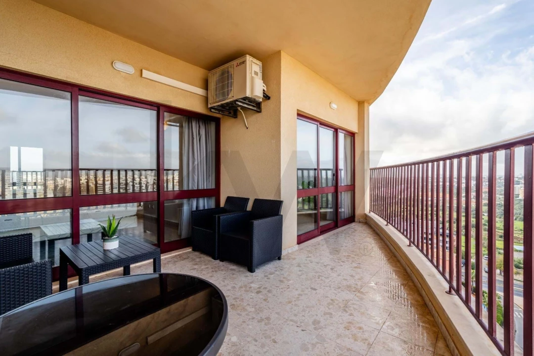 Apartamento T1 para Venda em Portimão Foto 18