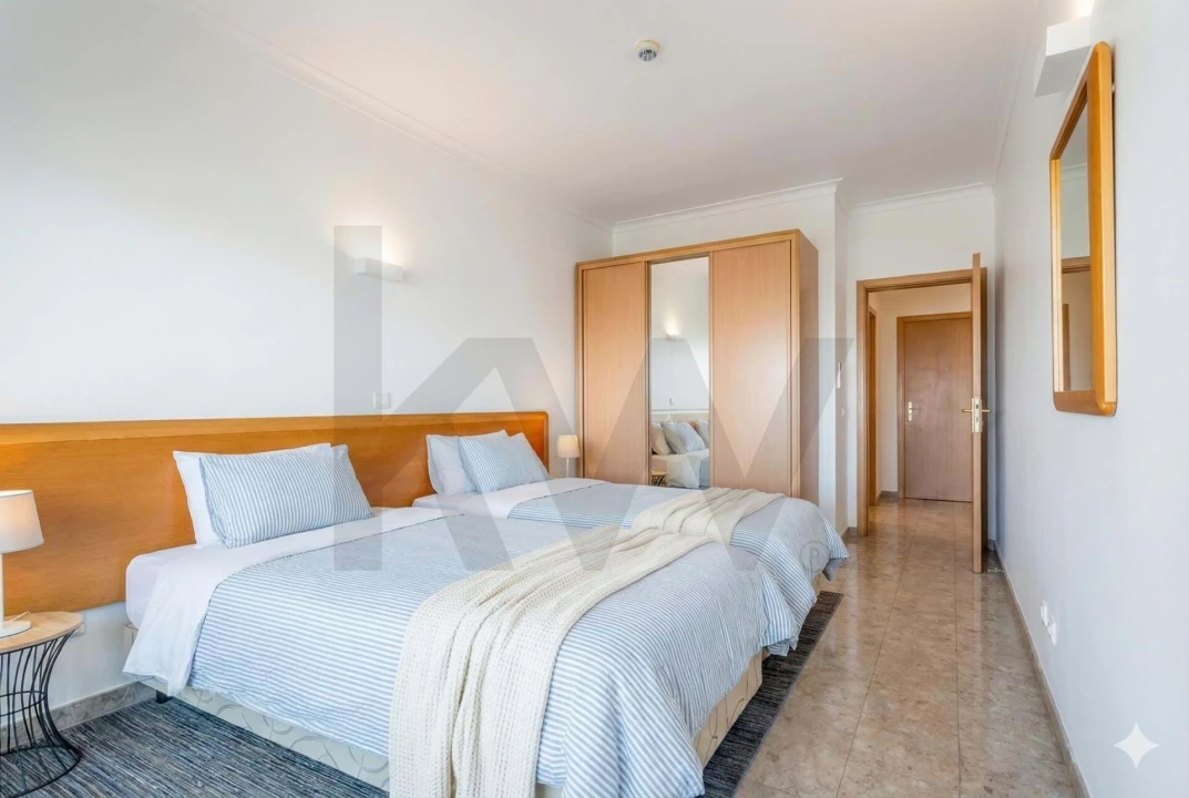 Apartamento T1 para Venda em Portimão Foto 9