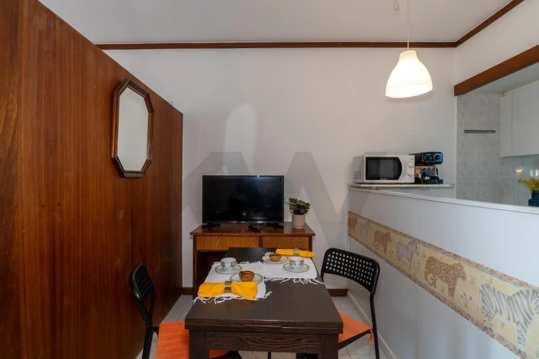 Apartamento para Venda em Quarteira Foto 18