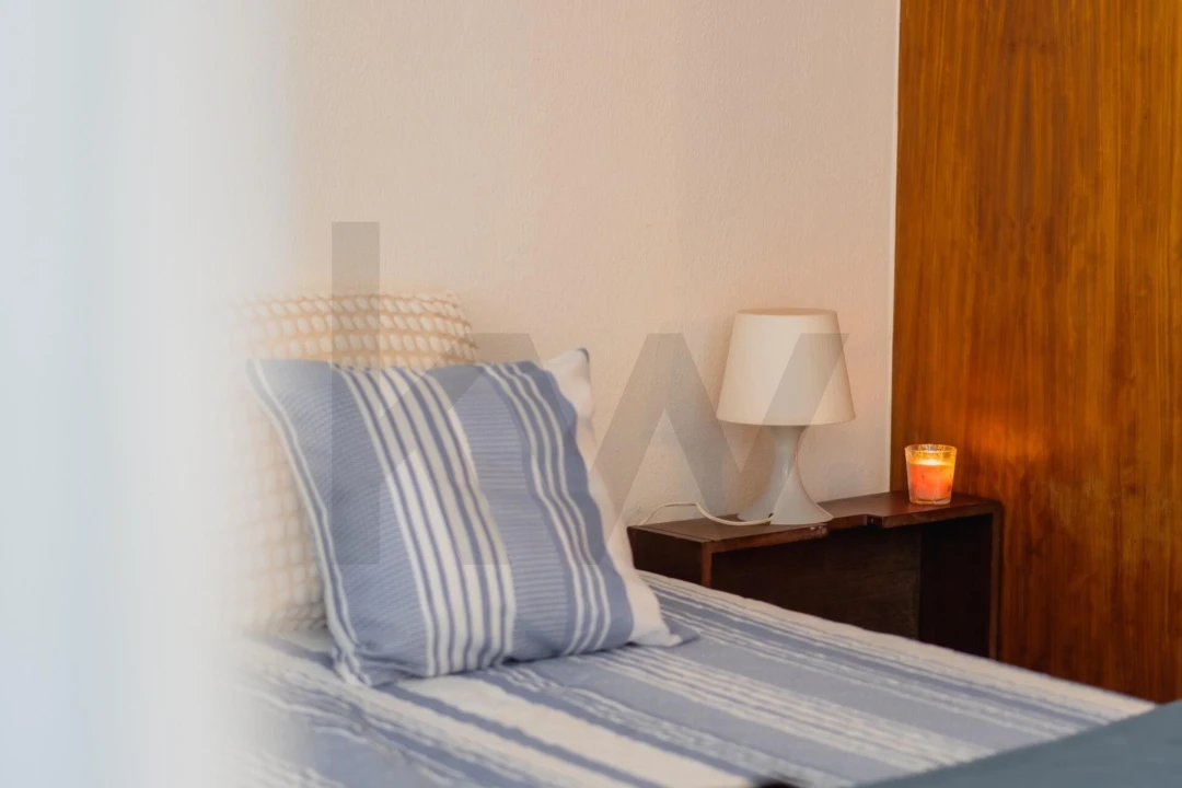 Apartamento para Venda em Quarteira Foto 11