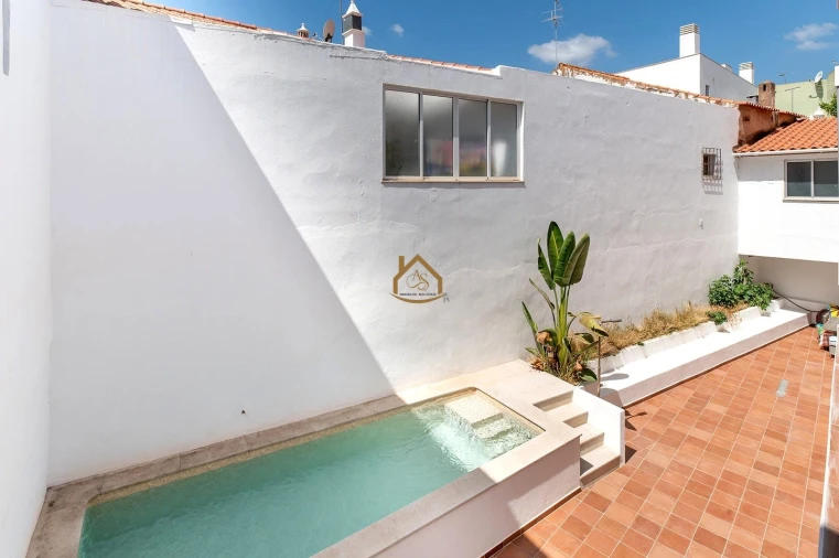 Apartamento para Arrendamento férias em São Silvestre Foto 8