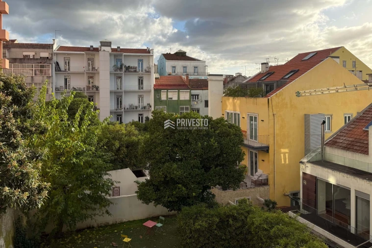 Apartamento T2 para Venda em Arroios Foto 10