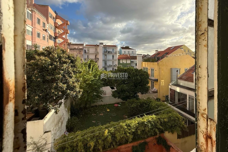 Apartamento T2 para Venda em Arroios Foto 21