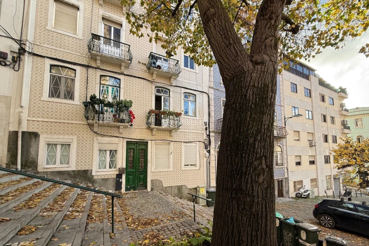 Apartamento T2 para Venda em Arroios Foto 2