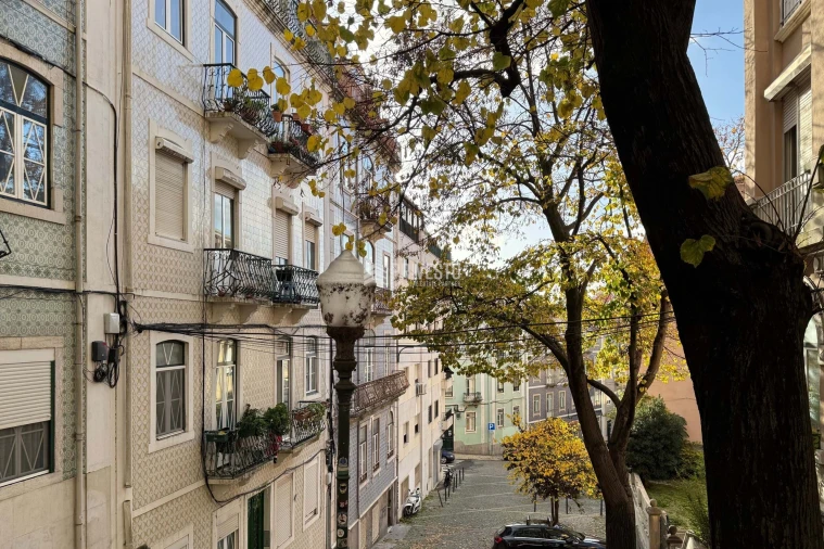 Apartamento T2 para Venda em Arroios Foto 5