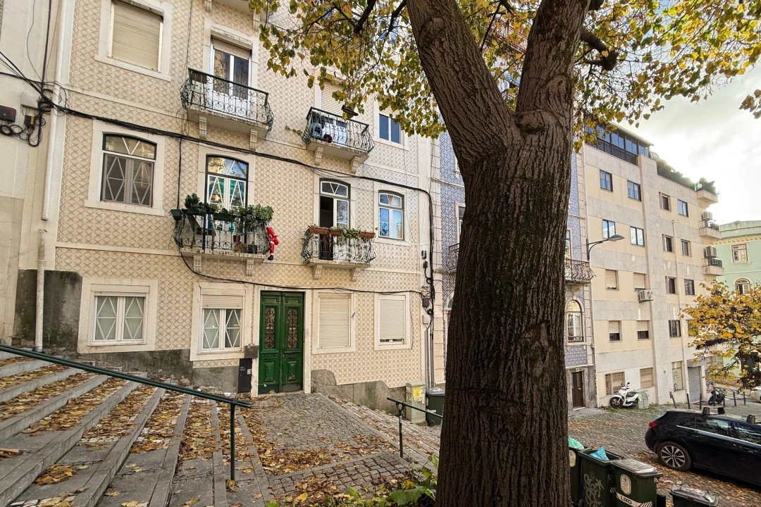 Apartamento T2 para Venda em Arroios Foto 2