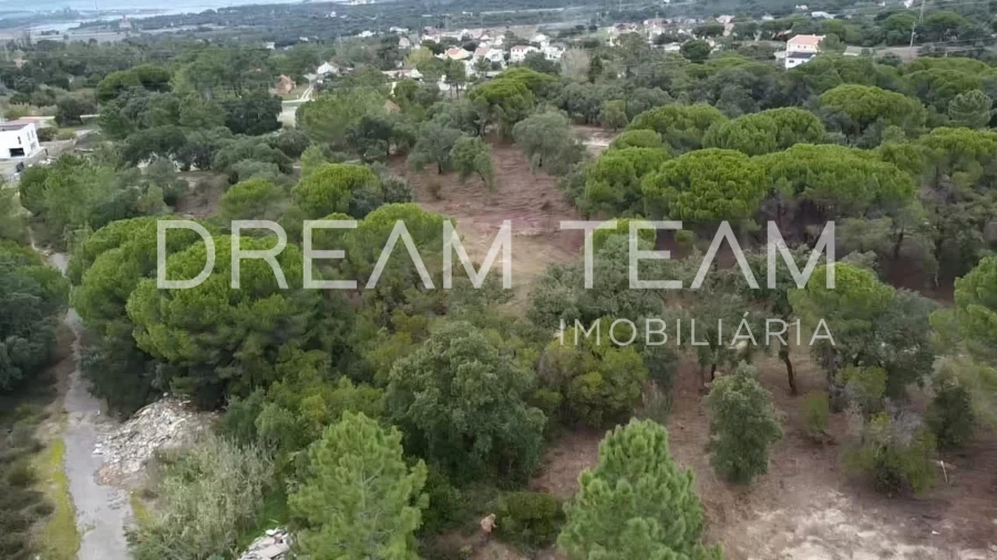 Terreno para Venda em Palhais e Coina Foto 1