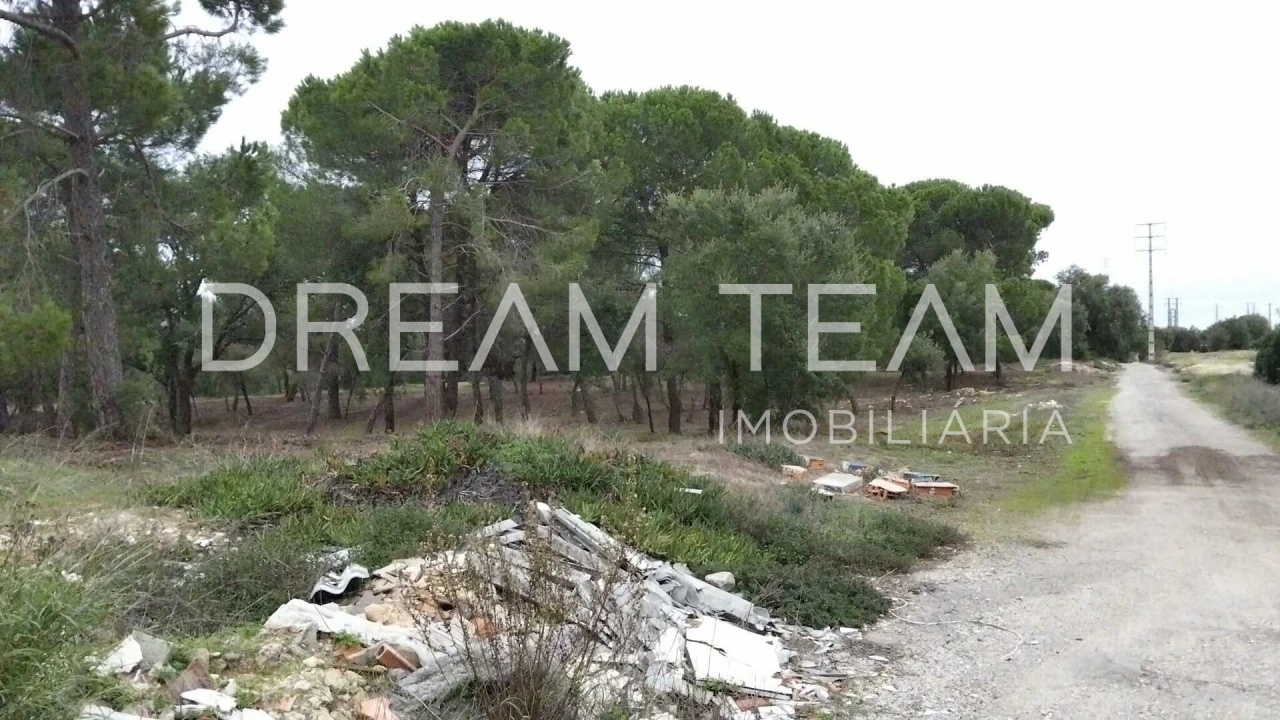 Terreno para Venda em Palhais e Coina Foto 8