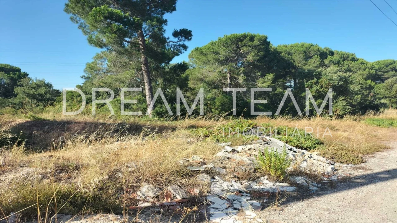 Terreno para Venda em Palhais e Coina Foto 4