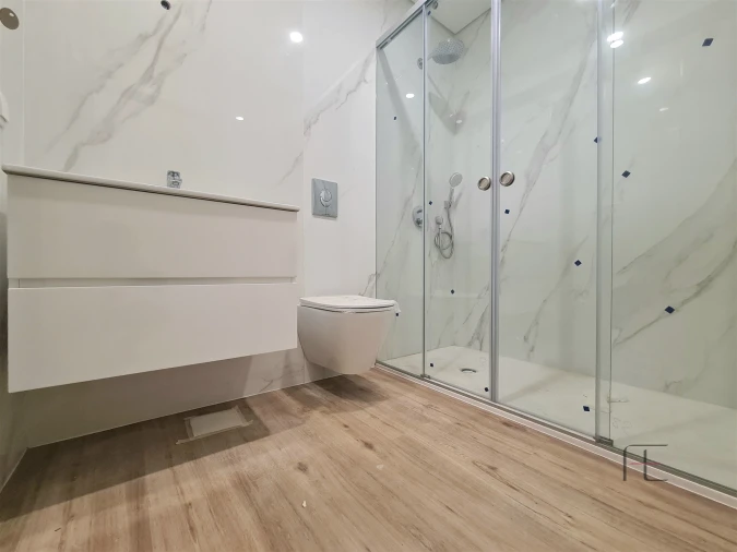 Apartamento T2 para Arrendamento em Espinho Foto 13