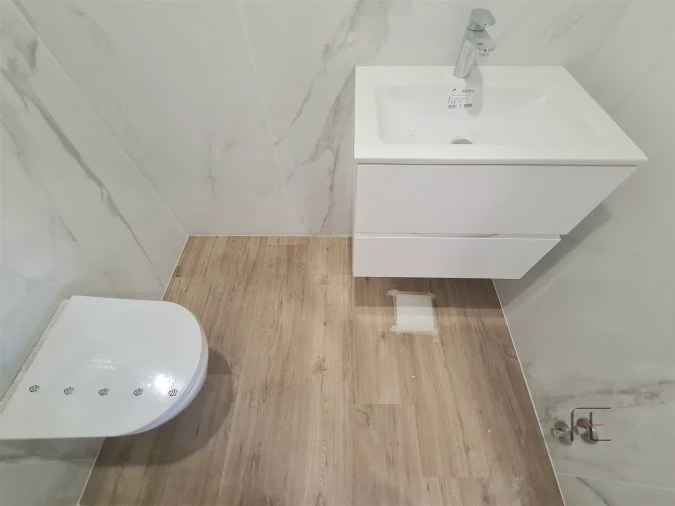 Apartamento T2 para Arrendamento em Espinho Foto 7