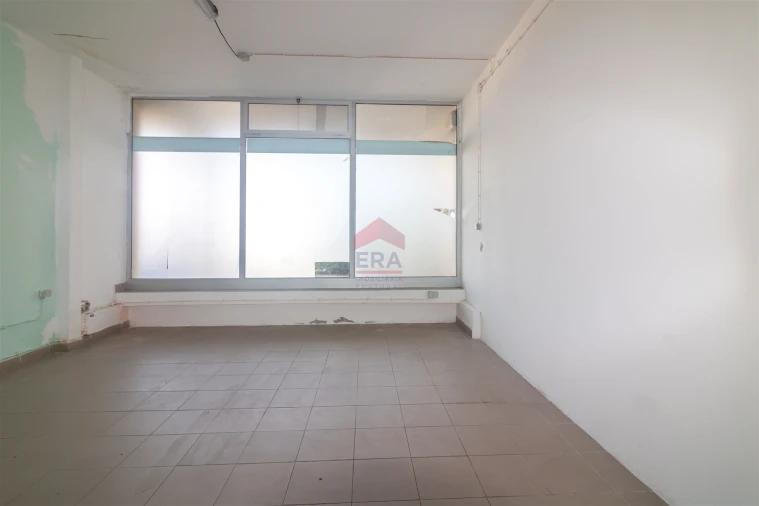 Loja para Venda em Faro (Sé e São Pedro) Foto 6