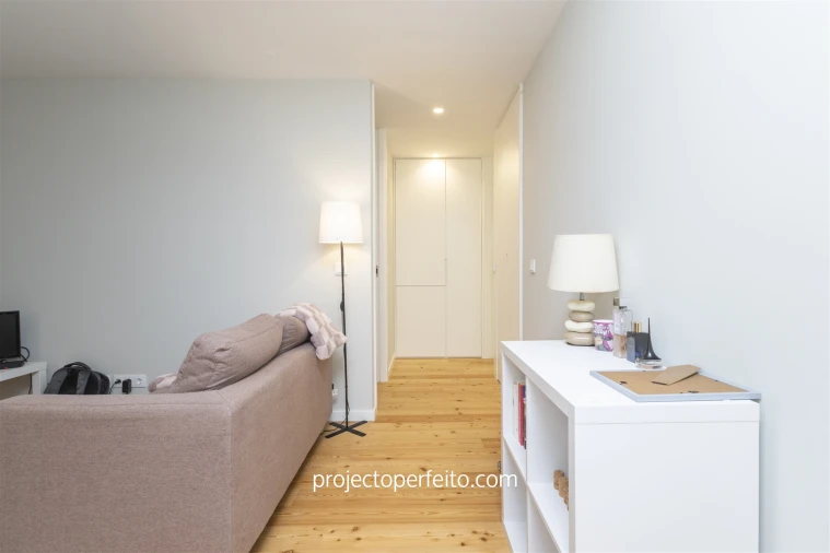 Apartamento T1 para Arrendamento em Espinho Foto 7