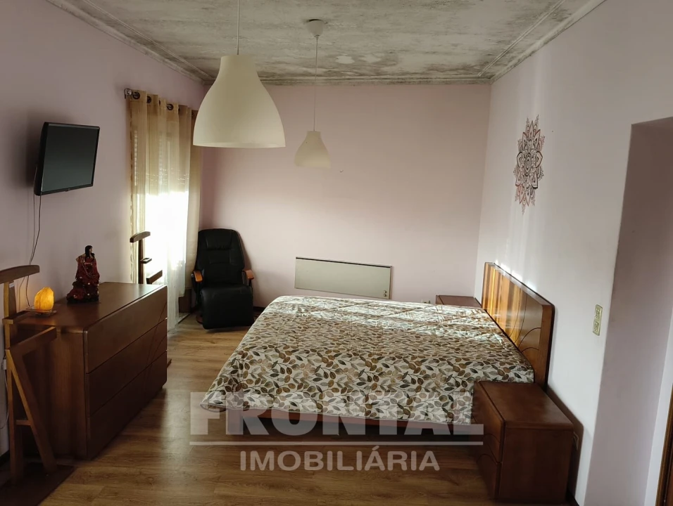 Moradia T4 para Venda em Avintes Foto 10