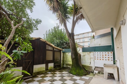 Prédio para Venda em Lordelo do Ouro e Massarelos