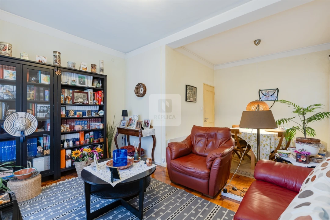 Prédio para Venda em Lordelo do Ouro e Massarelos Foto 3